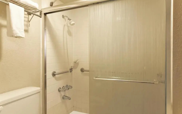 Days Inn Forsyth