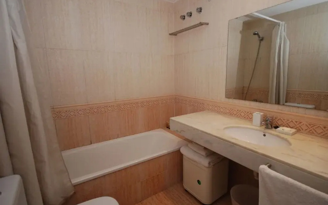 Apartment in Sant Feliu Near the Beach