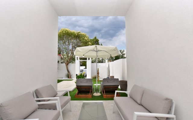 4 Elements Earth Luxury Suites