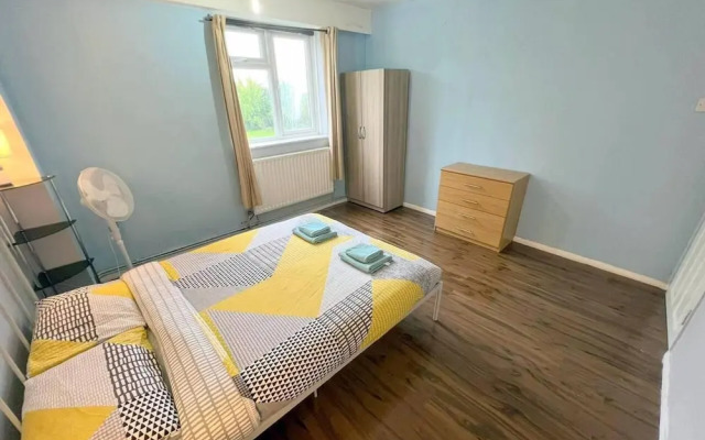 Remarkable 2-bed Apartment in London