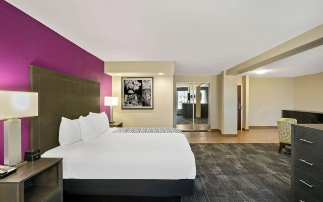 Ramada Columbus