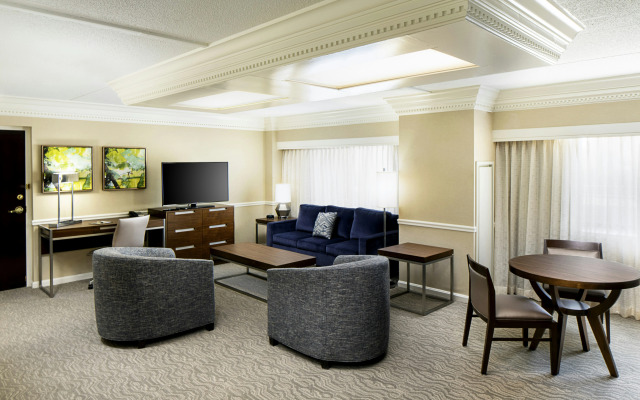 DoubleTree by Hilton Nashua