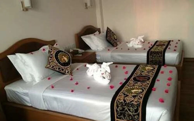 Grand Ngwe Saung Resort