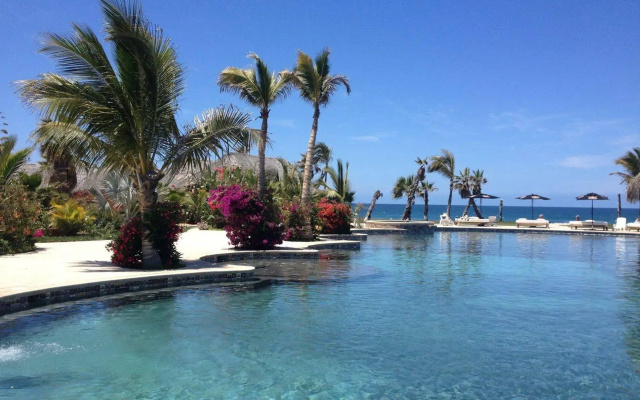Cerritos Surf Town Beach Front Hotel and SPA