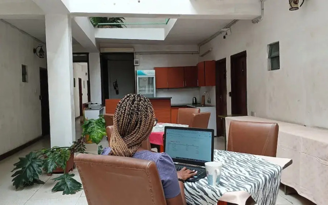 Sadili Oval B & B