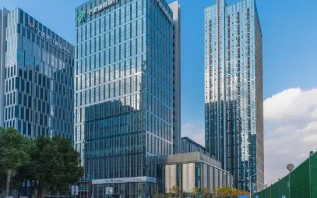 Ningbo Yujian Apartment (International Convention and Exhibition Center)
