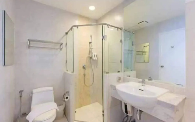 Baan Sanploen Huahin Condo By KK