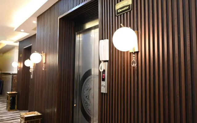 Violet Hotel