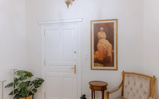 Castellano Hotel & Suites