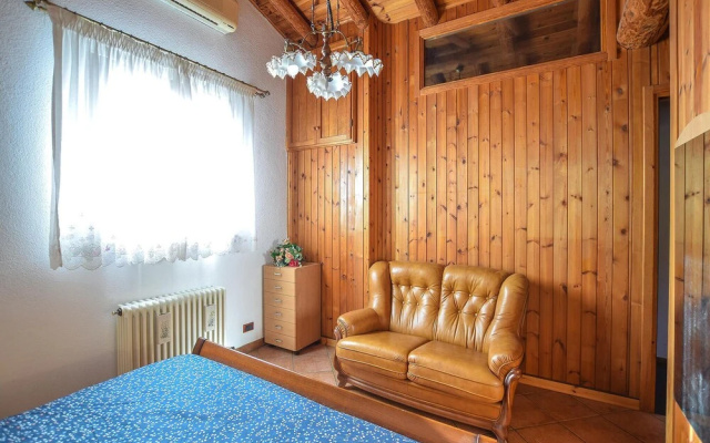 Amazing Home in Luino With 2 Bedrooms