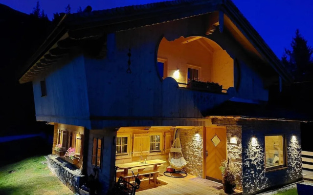 Chalet Salzach Near Ski Lift & Spa