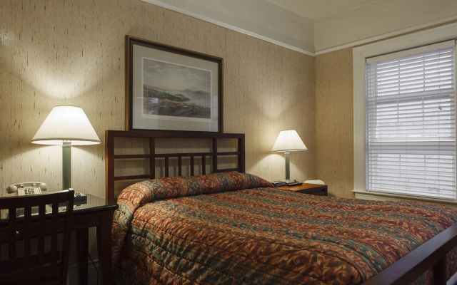 Grant Hotel