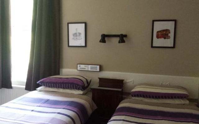 Brook Hotel