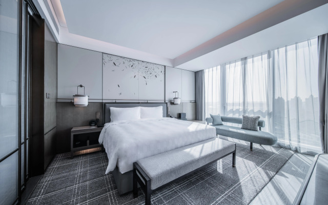 HUALUXE Xi an Chanba by IHG
