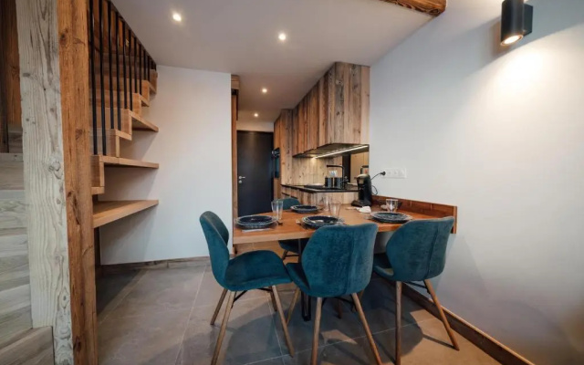 Studio Interlude by ExplorHome