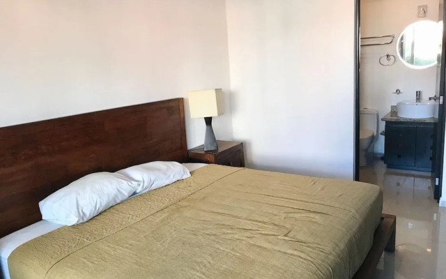 Apartment 101-2 Amalfi by Slieva Near 5th Avenue