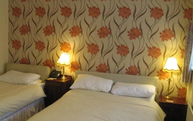 The Red Lion Hotel