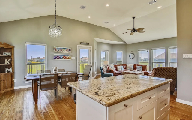 Seagoddess Sea-cret - 3 Br Home