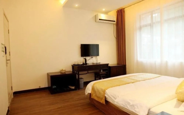 Отель Yangshuo Happy Hotel