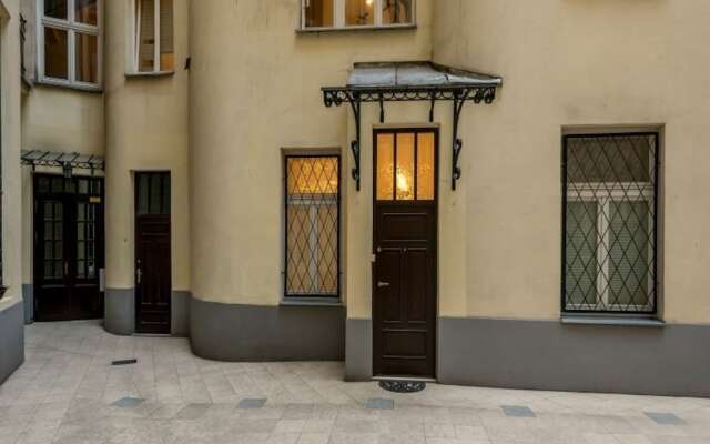 Отель P&O Apartments Bagetela Польша, Варшава - отзывы, цены и фото номеров - забронировать отель P&O Apartments Bagetela онлайн вид на фасад