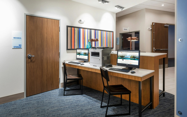 Holiday Inn Express & Suites St. Louis - Chesterfield by IHG
