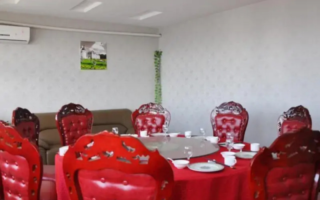 Laoting Zhengyu Business Hotel (Harbour Development Zone)