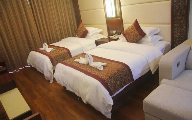 Fu'an Tailong Hotel