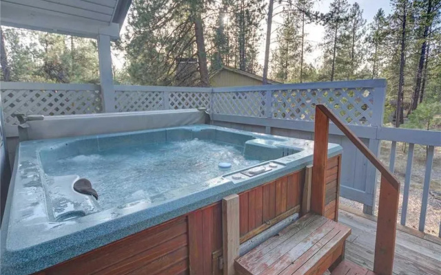 Deer Lane 11 by Village Properties at Sunriver