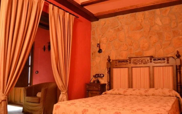 Hotel - Restaurante Prado Del Navazo