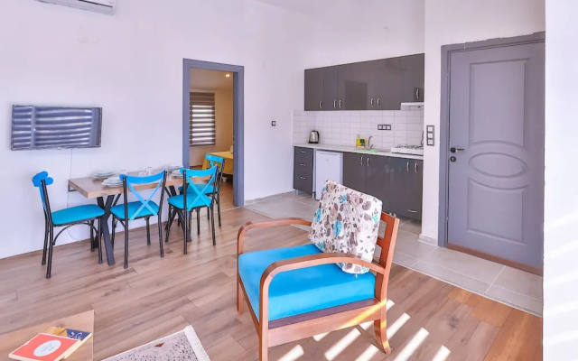 3 House Apart