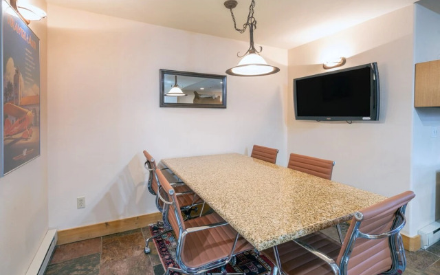 Bear Creek Lodge 310 1 Bedroom Condo by Alpine Lodging Telluride