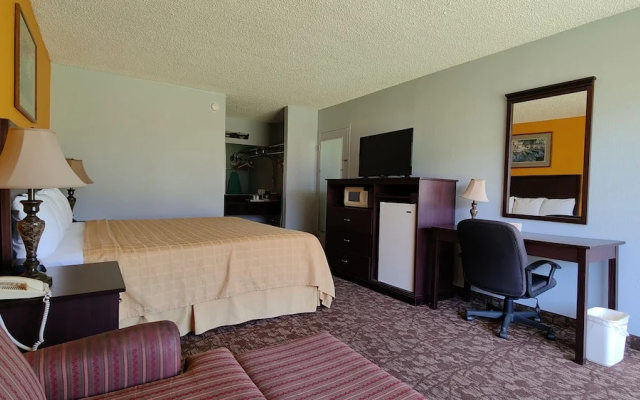 Countryside Inn & Suites