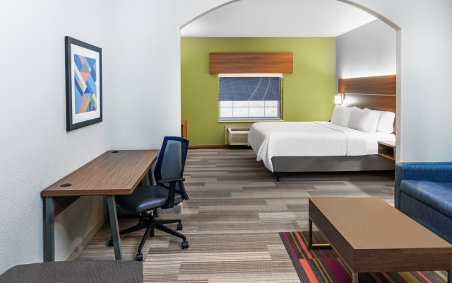 Holiday Inn Express & Suites East Amarillo by IHG