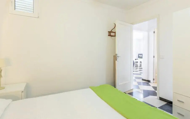 Sea-view Apartment in Alcudia With Balcony