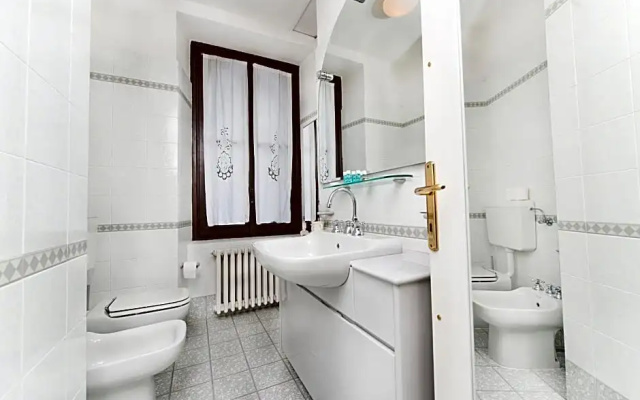 Villa Pinetina B&B