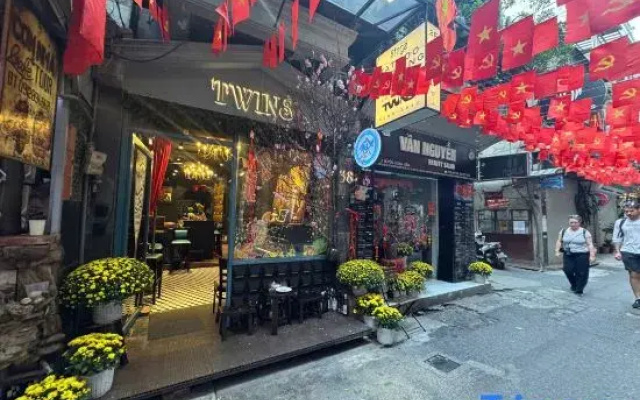 Skylux Hanoi Homestay