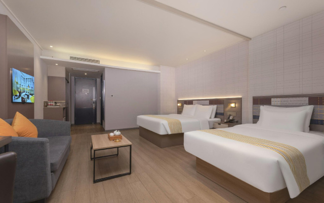 Home Inn Select Hotel (Suzhou High-Tech Zone Science and Technology City Xingyue Li Branch)