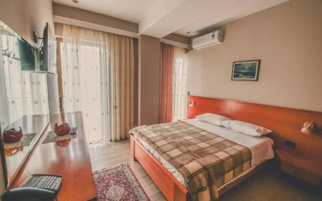 Hotel Kaonia