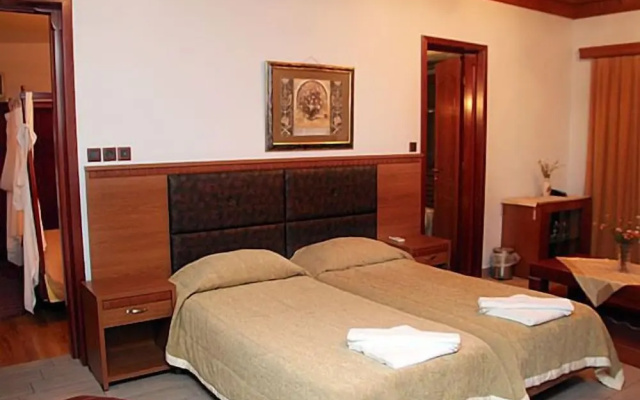 Mythos Hotel