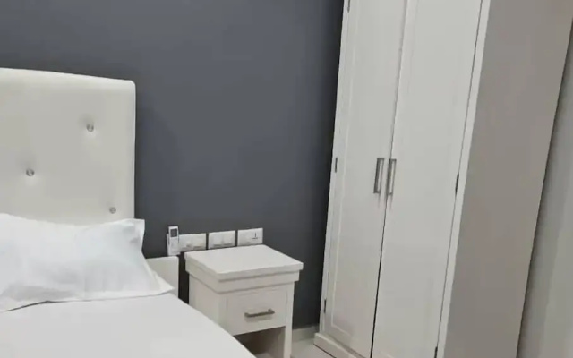 Aquaview Apartments