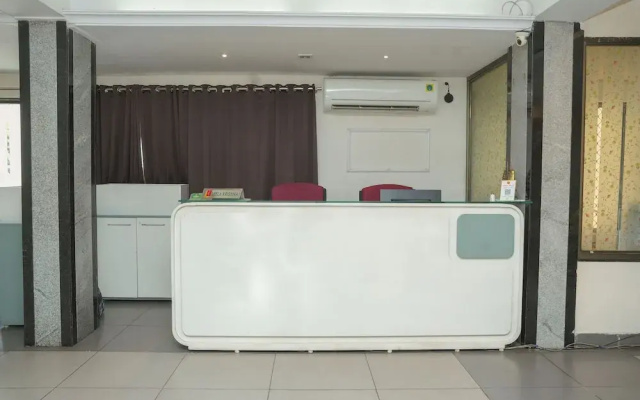 Hotel Grand Leela Krishna