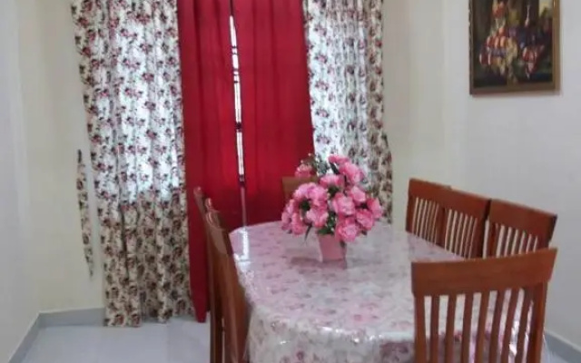 Gambang Homestay Banglo