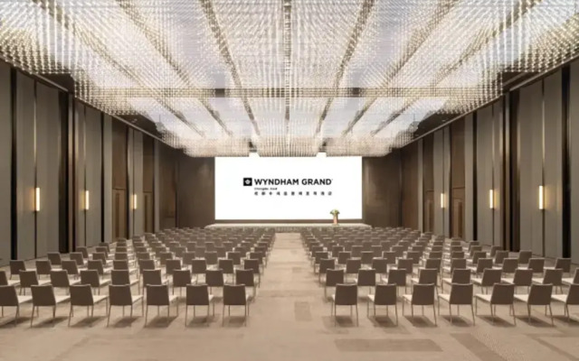 Wyndham Grand Chengdu East