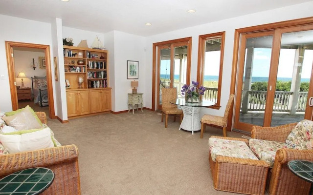 Windrift - 6 Br Home