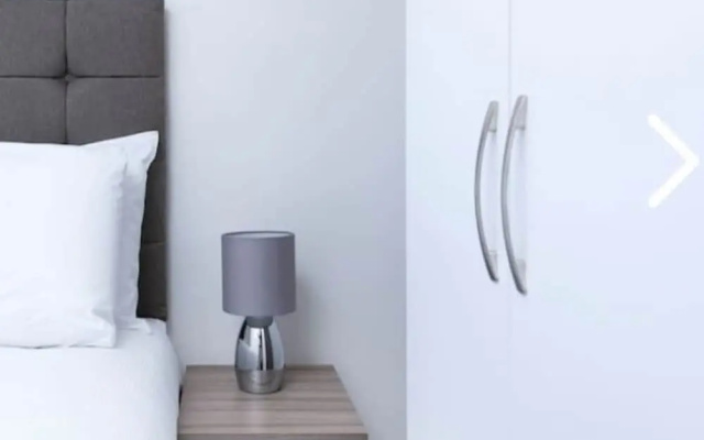 Clean Two Bedroom Apartment