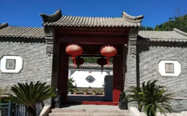 Great Wall Old Yard - Beijing