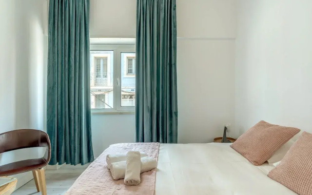 Estrela House II by Homing