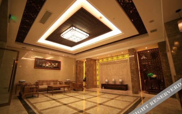Mid-Levels Holiday Inn