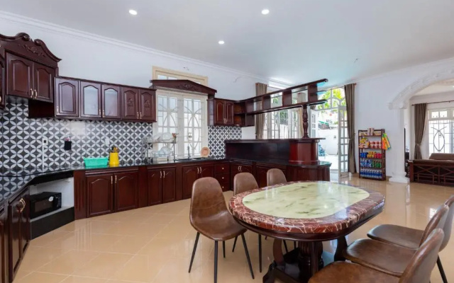 Ruby Villa F1