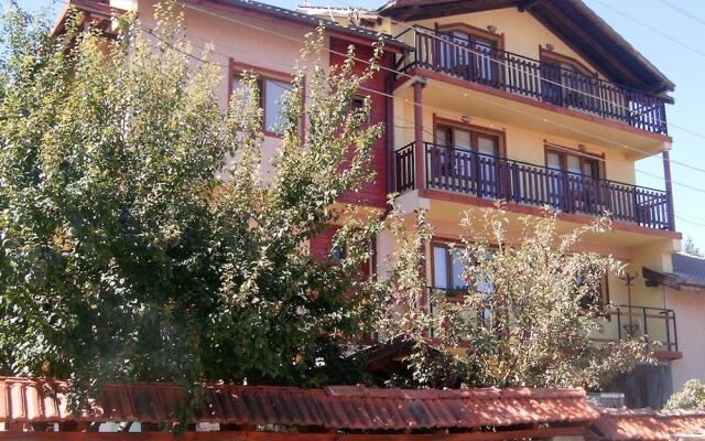 Hotel Chichin Банско вид на фасад